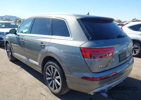 2017 Audi Q7 3.0T Premium из США, поврежденный, VIN WA1VAAF74HD002331